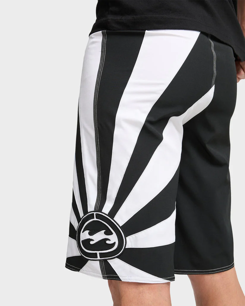Billabong Mens A.I. Rising Sun Pro 22" Boardshort - Black White - Image 5
