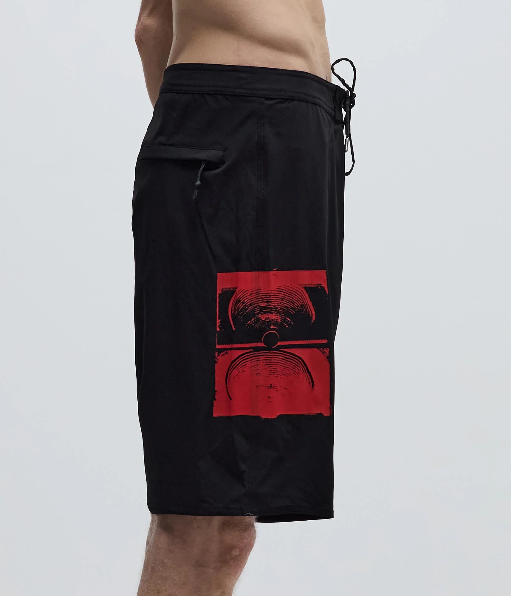Former Crux 20" Trunk - Black - Image 5