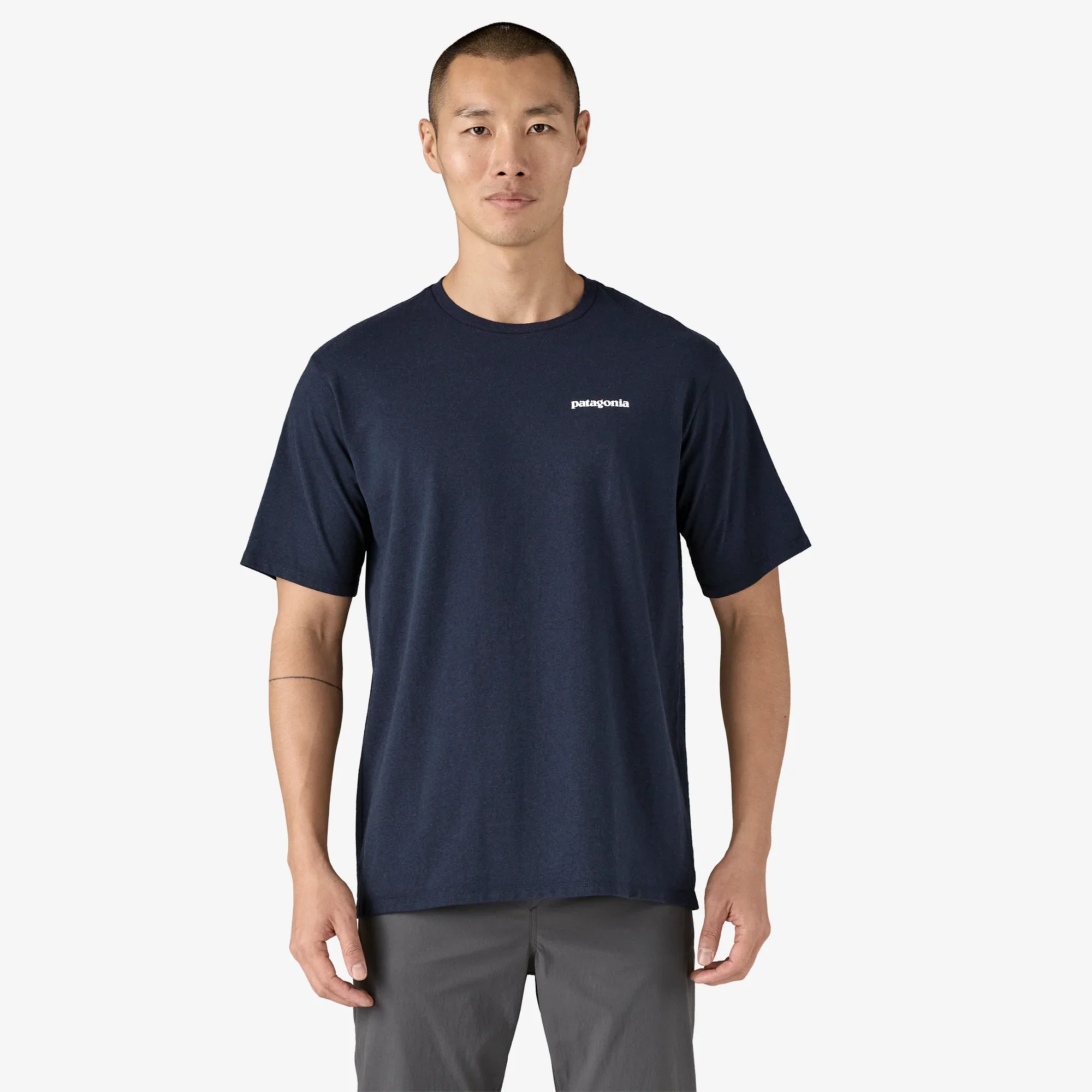 Patagonia Men's P-6 Logo Responsibili-Tee - New Navy - Image 3