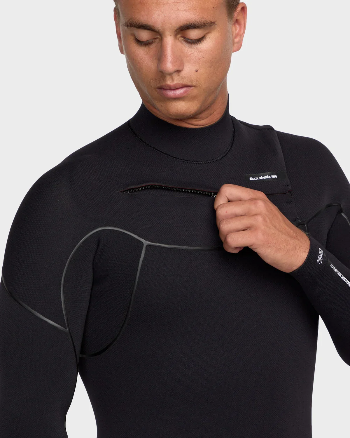 Quiksilver Men's 3/2mm Marathon Sessions Chest Zip Wetsuit - Image 4