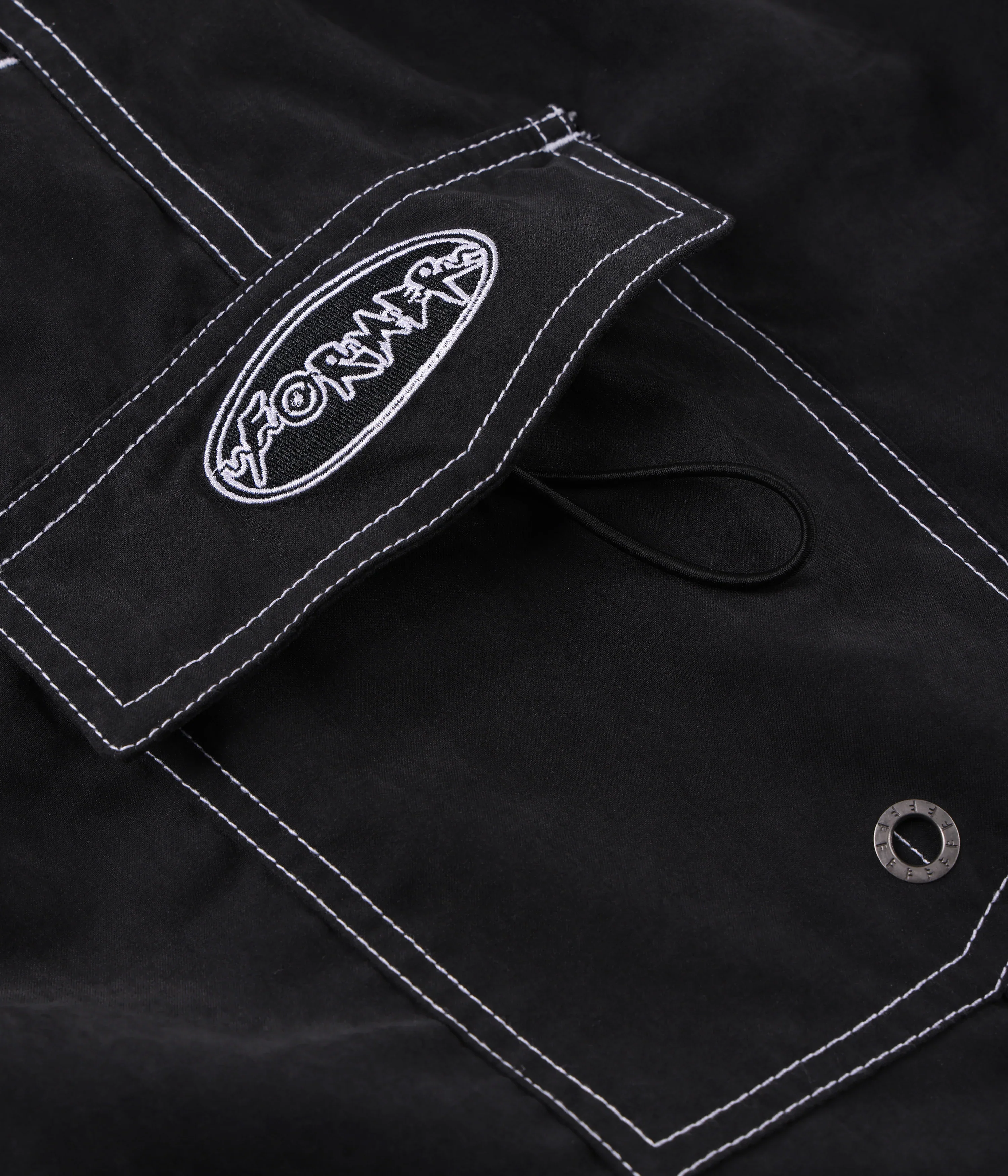 Swans Flatline Cargo Trunk - Black - Image 3