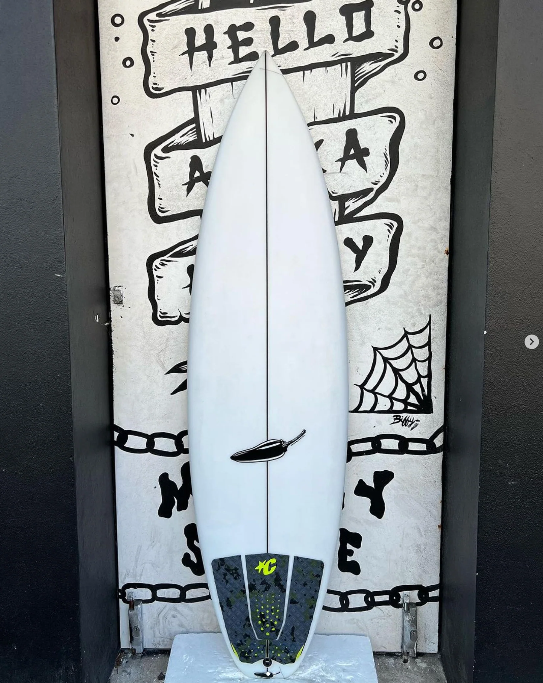 USED - 5'8 1/2 SHORTIE (26.3L)