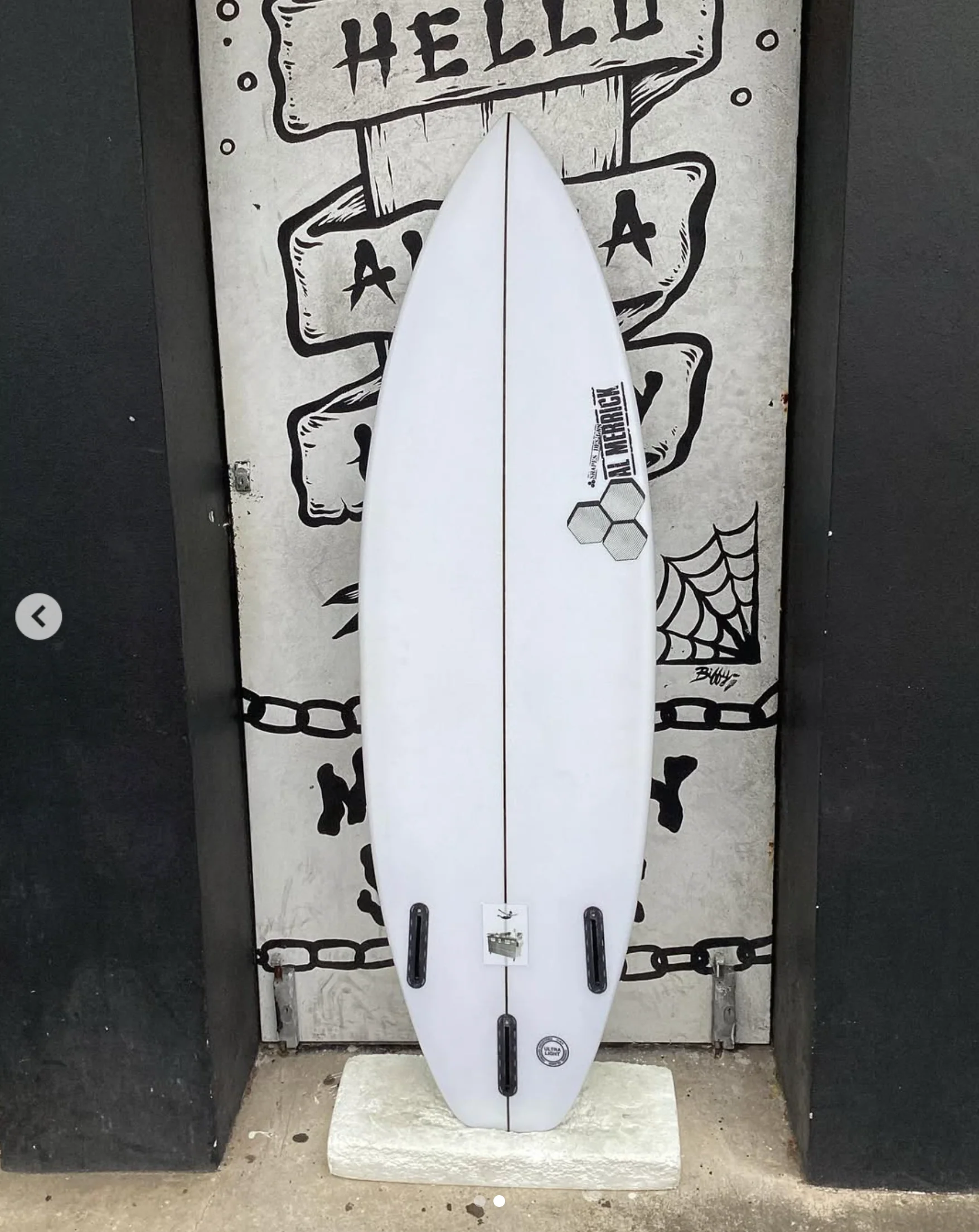USED - 5'8 DUMPSTER DIVER 2 (29.3L) - Image 2