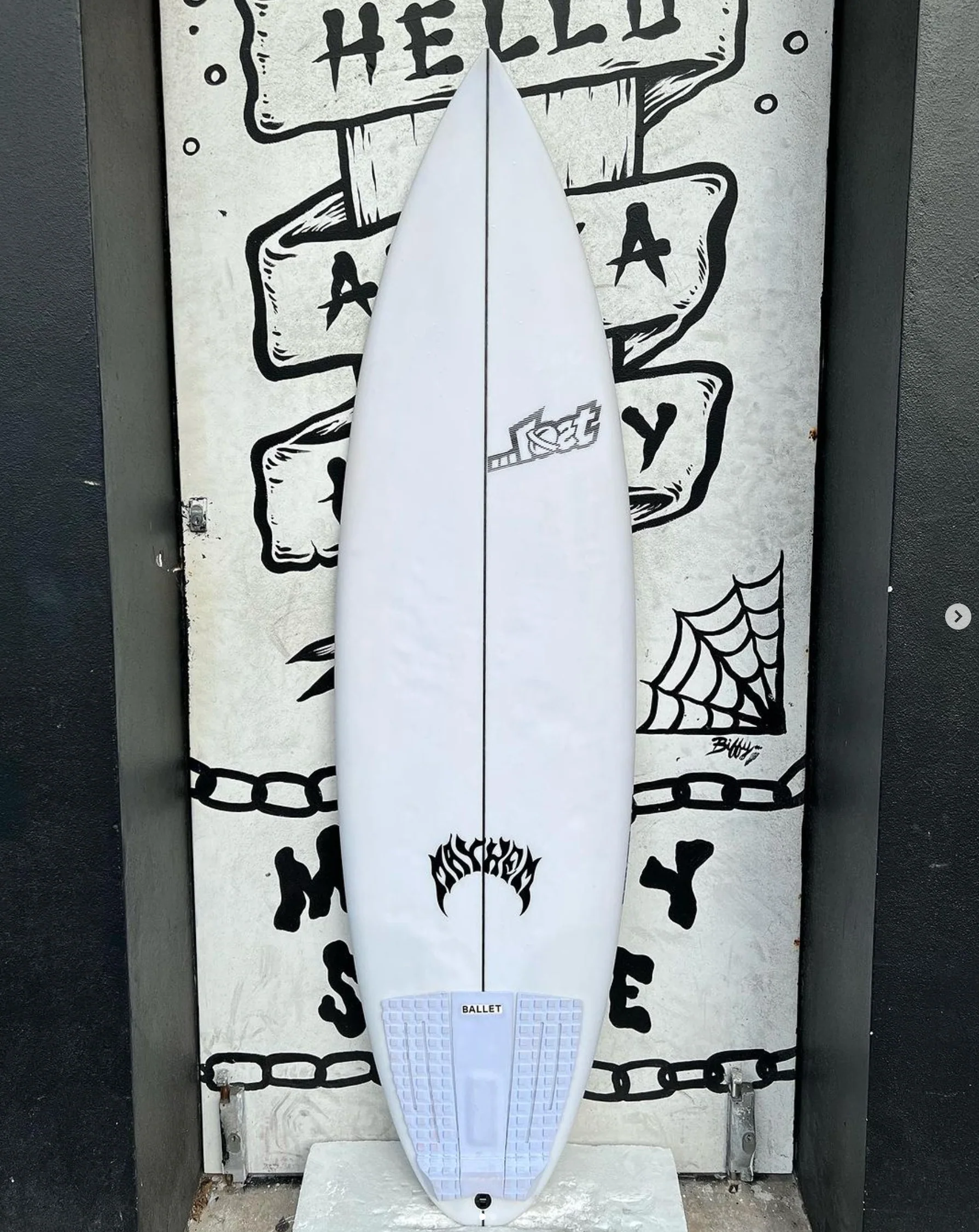 USED - 5'9 DRIVER 3.0 (26.5L)