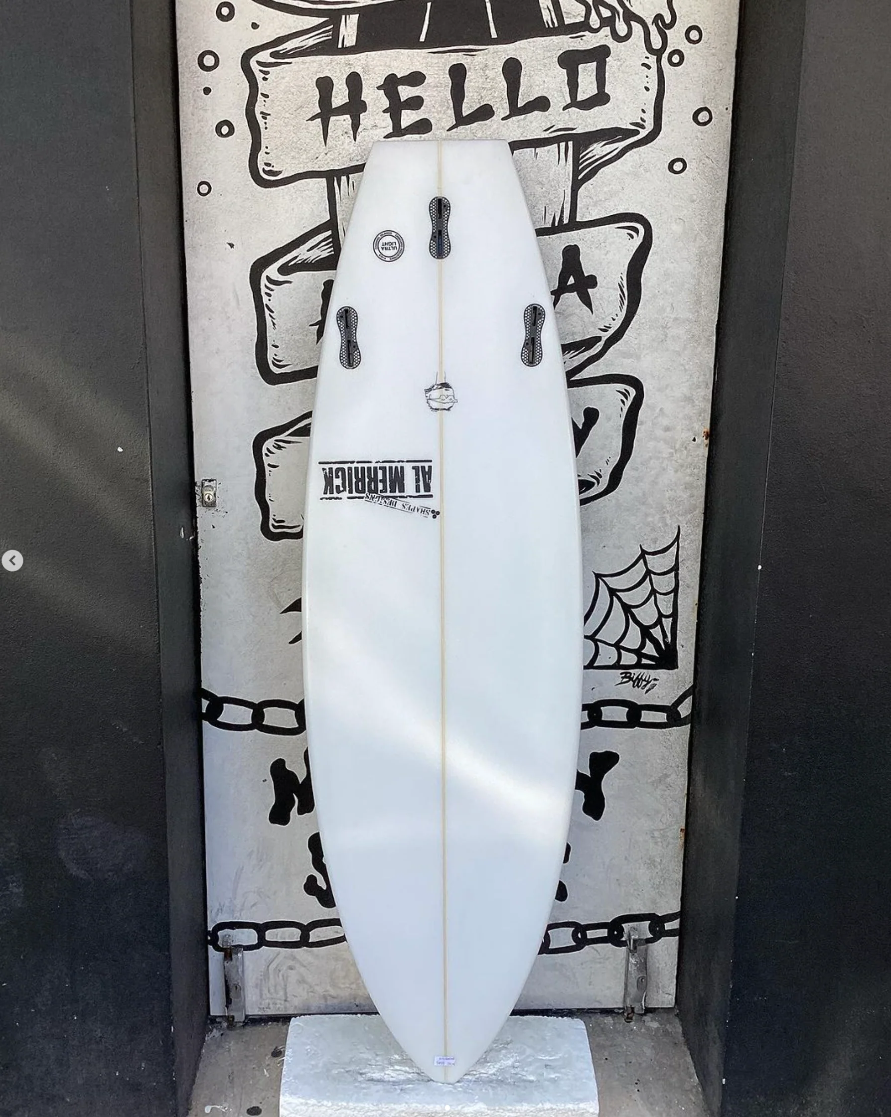 USED - 5'9 NECK BEARD 2 (32.5L) - Image 2
