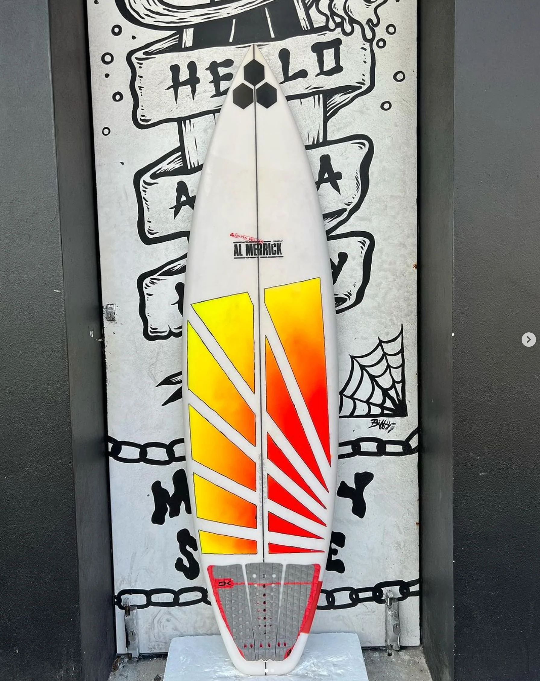 USED - 6'1 TWO HAPPY (30.6L)
