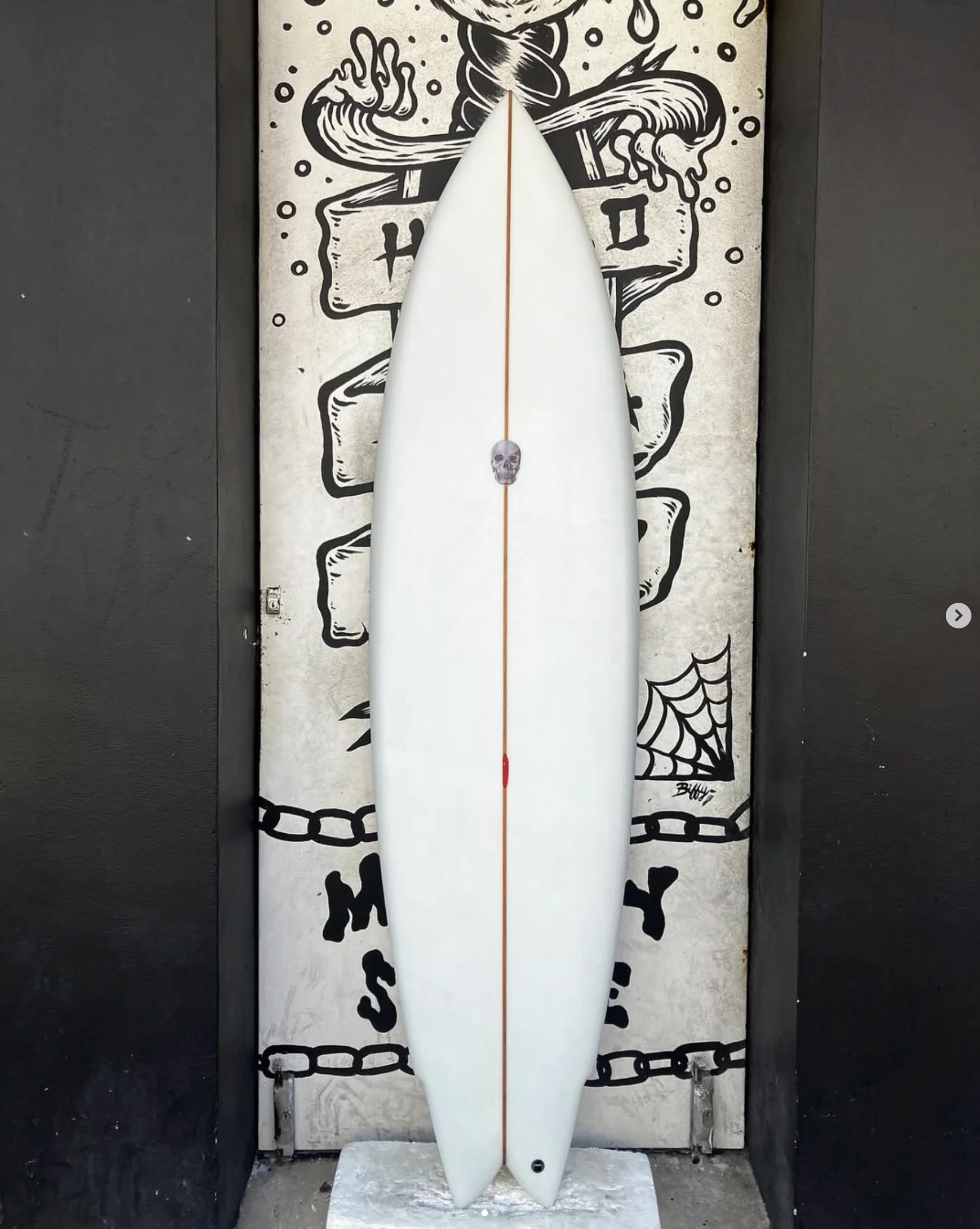 USED - 6'10 Wolverine 44.3L