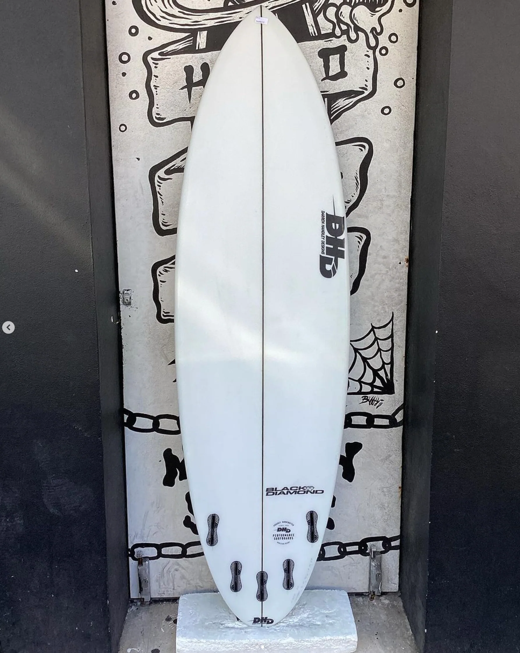 USED - 6'8 BLACK DIAMOND (46L) - Image 2