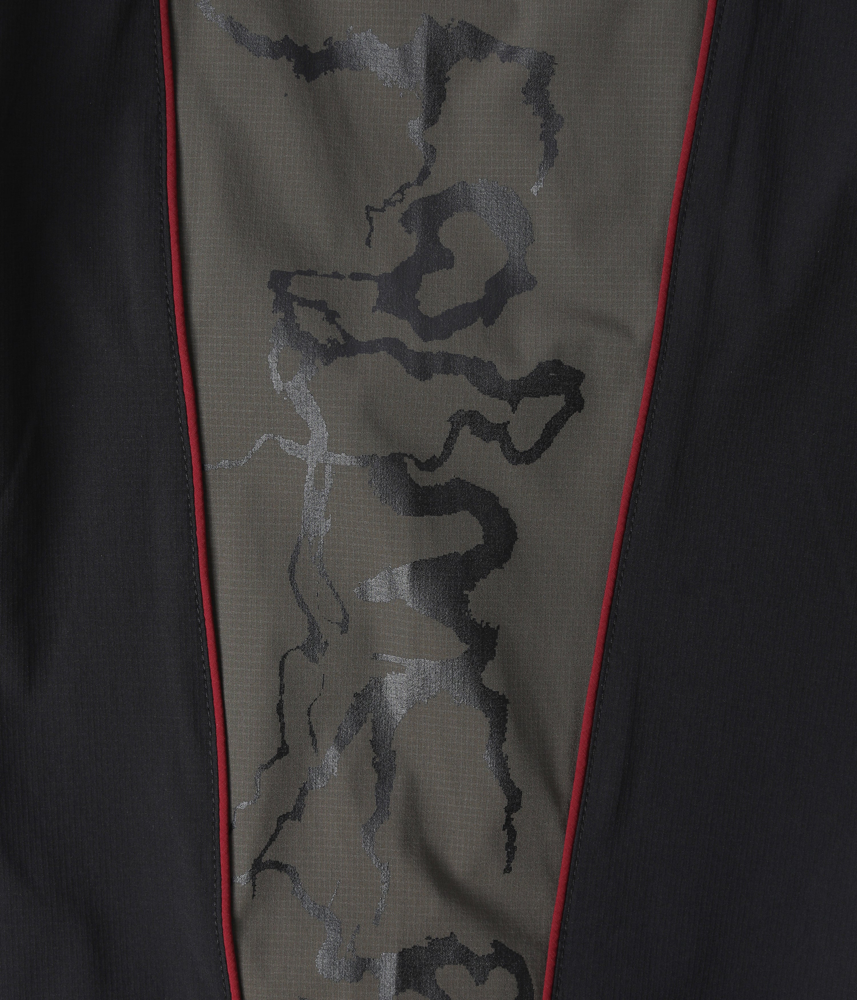 VOID TREMOR 20' TRUNK - BLACK ARMY RED - Image 7