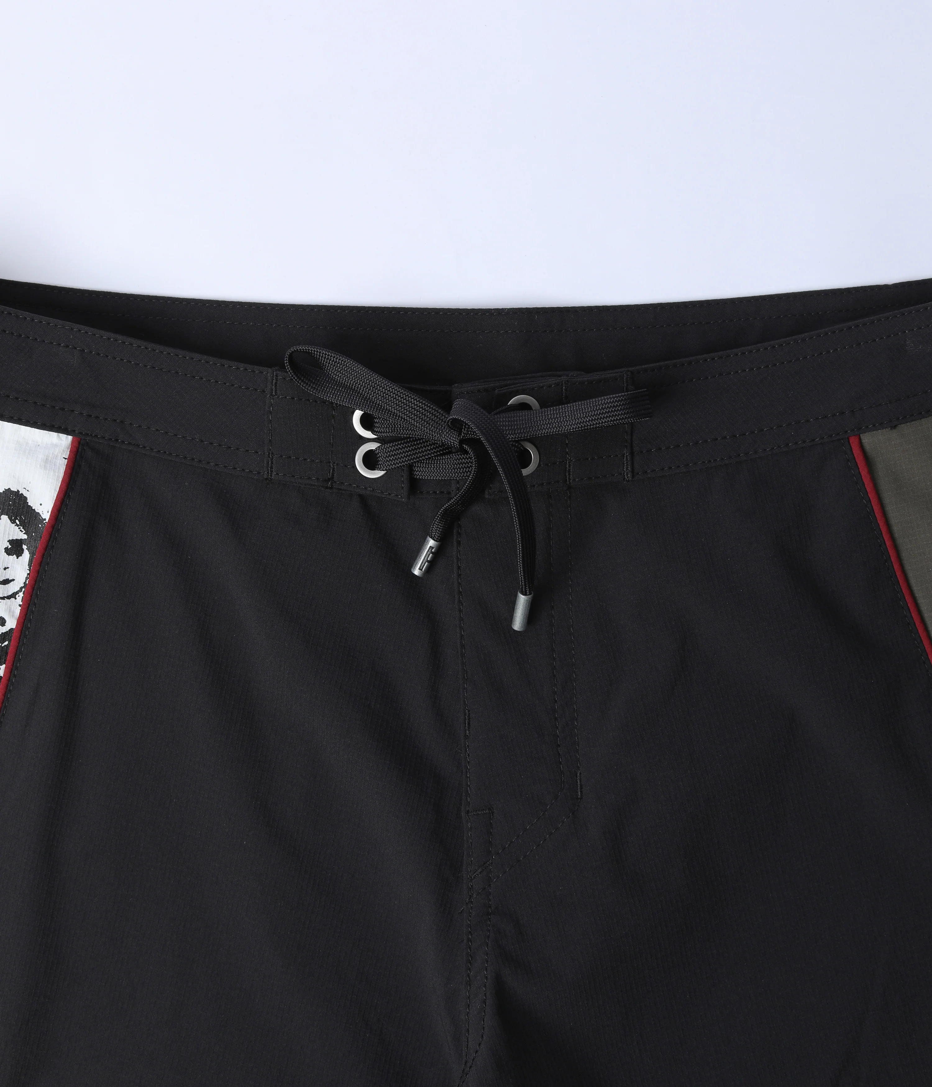 VOID TREMOR 20' TRUNK - BLACK ARMY RED - Image 9