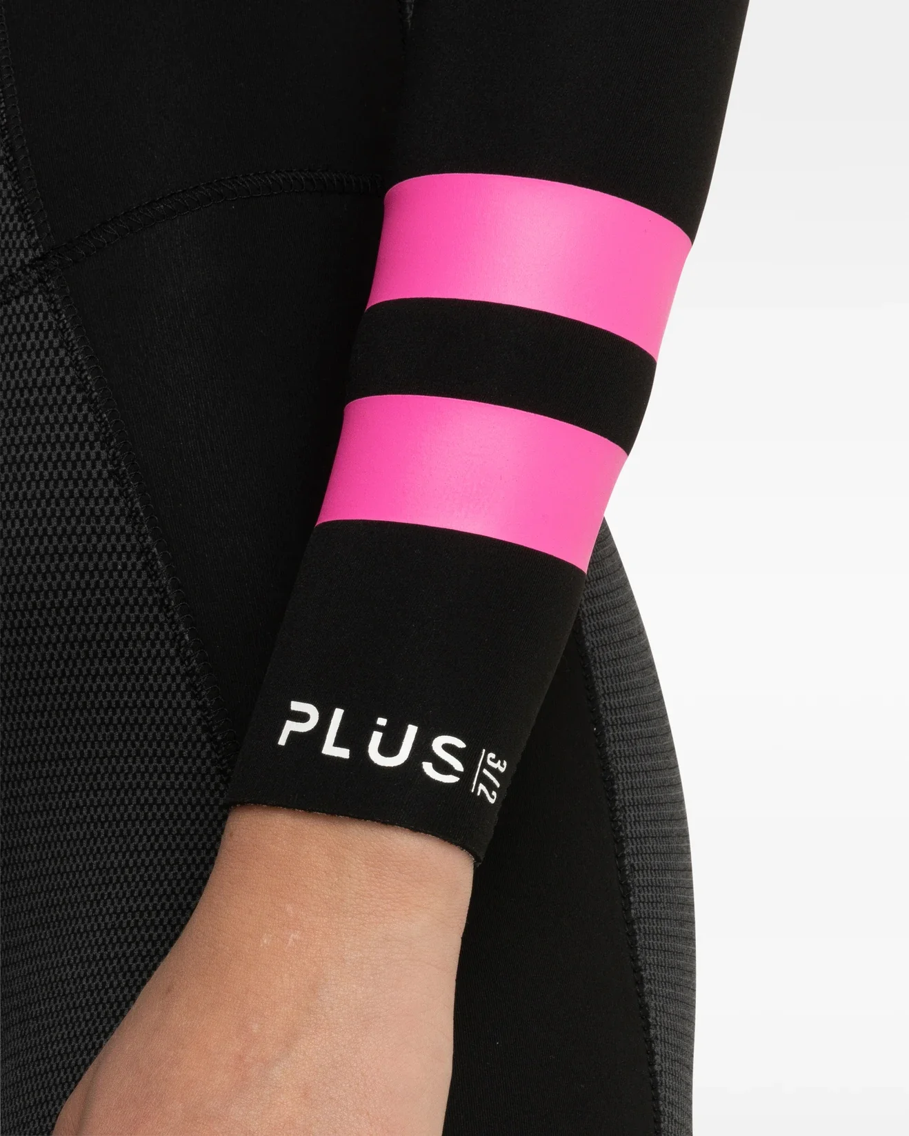 Women's Plus 3/2mm Wetsuit Steamer - Black/Graphite - Image 6
